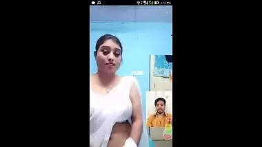 AT LAST SHERNI’s Navel Video !!! !!! White Saree,Yummy Boobs, Sexy Navel