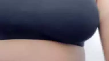 Snapchat girl showing big ass viral video making