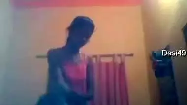 Nice Desi girl prepares for a date hoping to enjoy sex tonight