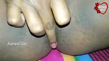 කවුරුත් නැති වෙලාවේ ගන්න සැප