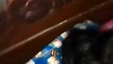 Hindi sex scandal clip of this virgin girl in sex action