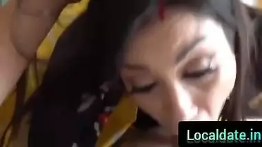 Devar Bhabhi - Devar Ne Bhabhi Ko Diya Muh Me