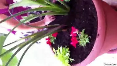 Very huge hot cleveage downblouse