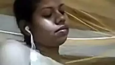 Village Bhabhi Showing Her Big Boobs