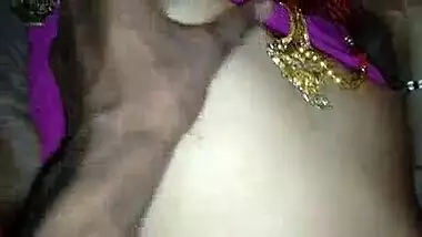 Chhoti bua ko lund par bithaya bhai ne