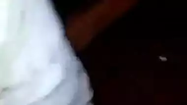 Desi aunty big boobs show uncle