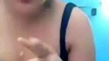 Hot Indian Webcam Girl - Desi Satisfaction