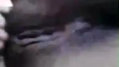 Desi hottie sucking her own boobs at home solo mms video footage