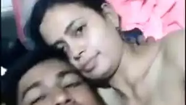 Desi girl breastfeeding Bf MMS sex video