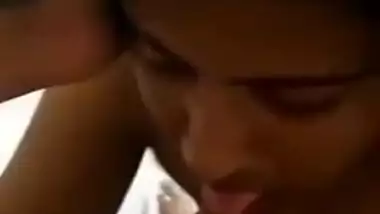 Sexy Srilankan sucking dick of her boss