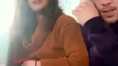 Bollywood actress hot boobs caught on live