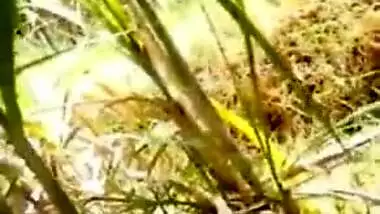 Indian girl having sex with unknown